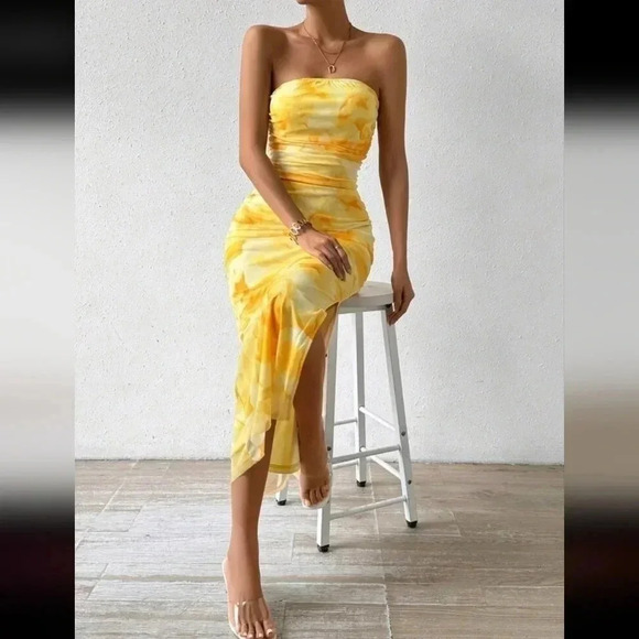 Yellow Floral Strapless Maxi Dress - Picture 4 of 6